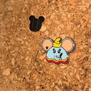 Disney Pin - Dumbo Mickey Ears - Hidden Mickey 2024 Mystery Pin Collection